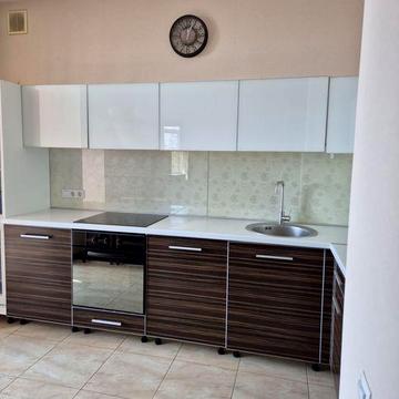 Продам 3-х квар. Центр ул. Багалея 11