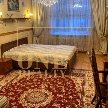 Тарасівська вул., 29/50