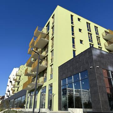 Пасічна вул., 166