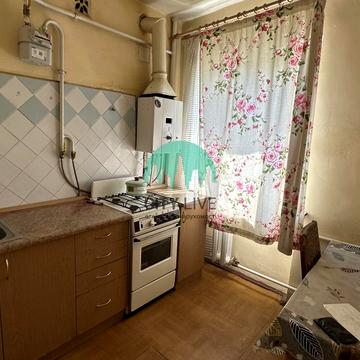 Бельведерська вул., 12