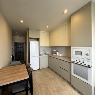 Героїв Крут вул., 4-Б