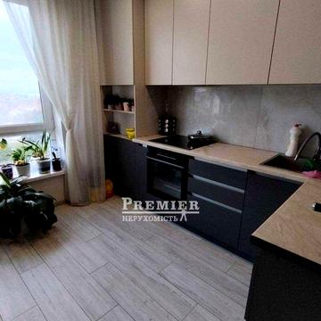 Продам квартиру з ремонтом на Марсельскій/Сахарова