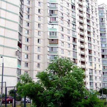 Довгострокова оренда 1-к квартири  вул.Драгоманова,  ст.м.Позняки