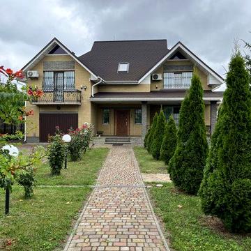 Будинок в центрі міста