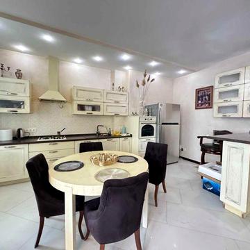 Двухуровневая 4 ком. квартира в ЖК Армейский на Говорова/ Армейская