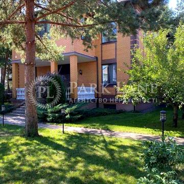 Оренда будинку з басейном. Козин. 4 спальні. 13 соток землі.