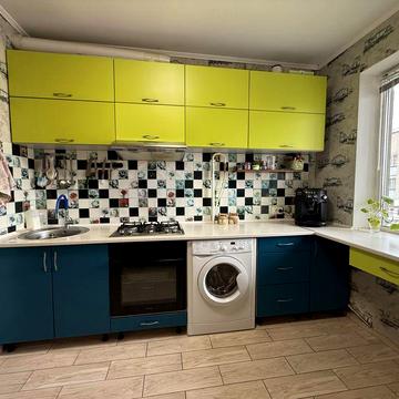 Продаж 3- х кімнатної квартири в центрі міста,ТРЦ ЦУМ