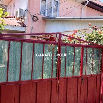 Продається будиночок біля моря