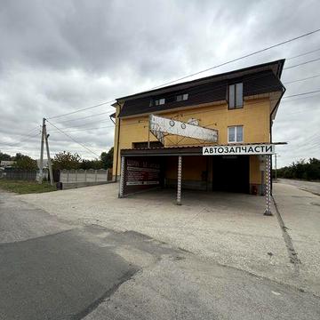Будинок + бизнес шиномонтаж,Шевченківський,Григорія Чечета 1