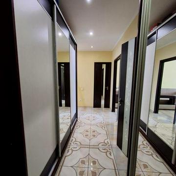 Продаю 2-х кімн.кв.ЦЕНТР. Постанови.