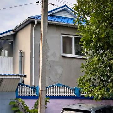 Олександра Кониського вул. (Володарського), 1