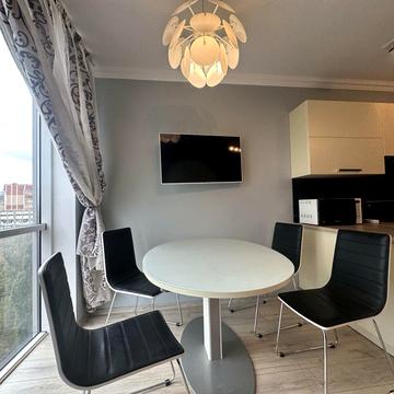 Добровольців вул. (Маршала Говорова), 10/6