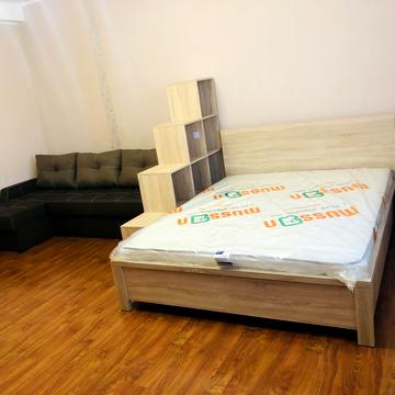 Олександра Мишуги вул., 8