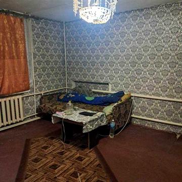 Продам 1-комнатную квартиру. Газовое отопление. Чешка, дом № 13.