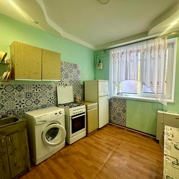 40 років Перемоги вул., 52