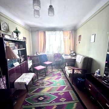 Продож дешевоі однушки на Виставці.