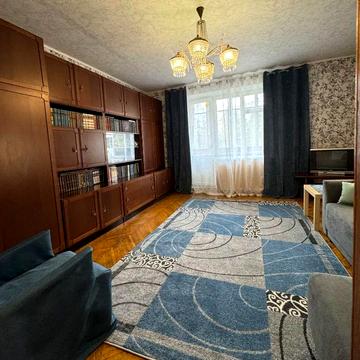 Яскрава вул. (Тверська), 9