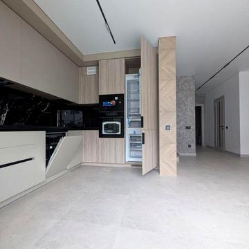 Котедж поруч міста