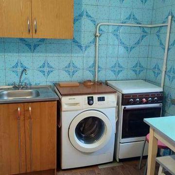 Аренда ! Метро рядом ! Хорошая 2 комнат.квартира ул.Белорусская 10-18