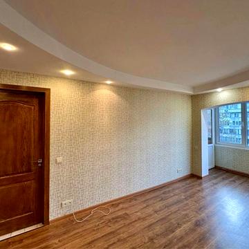 Продаж 3 к квартири метро Політехничний інститут,Центр, Університет