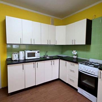 1 кімн. КВАРТИРА площею 40 кв.м. з МЕБЛЯМИ та ТЕХНІКОЮ.