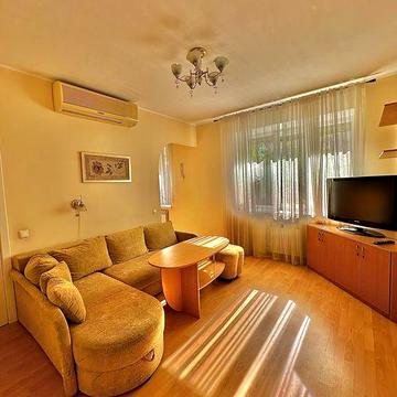 АРЕНДА 2к квартиры ЦЕНТР. Парк Шевченко.Сталинка напротив жк «Башни».