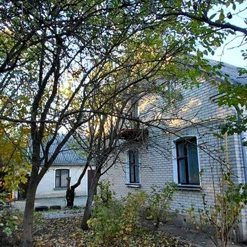 Будинок з земельною ділянкою 25 сот