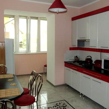 Крушельницької, 8