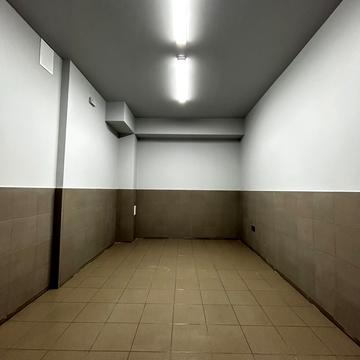 Полуботка, 18