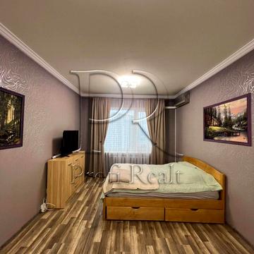 Урлівська вул., 36