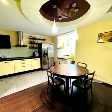 Миколи Руденка бульв. (Кольцова), 14-Д