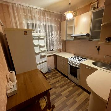 Олексія Вадатурського вул. (Маршала Малиновського), 35