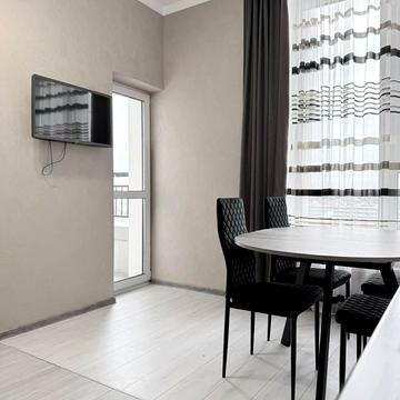 Джона Маккейна вул. (Івана Кудрі), 26