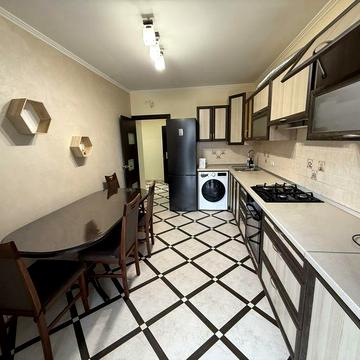 Оренда 1 кім., вул Коновальця 120