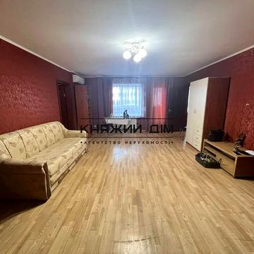 Братства Тарасівців вул. (Декабристів), 12/37