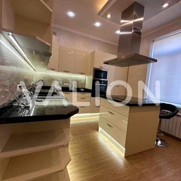 Продам 2кім.квартиру Печерський Липки Лютеранська,27/29