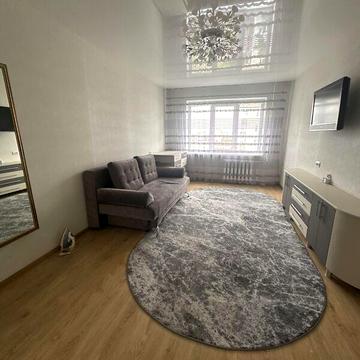 Довгострокова оренда 2к Квартира Івана Мазепи (Щорса) вулиця