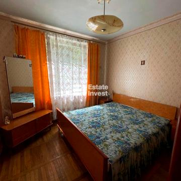 Нескорених вул., 70