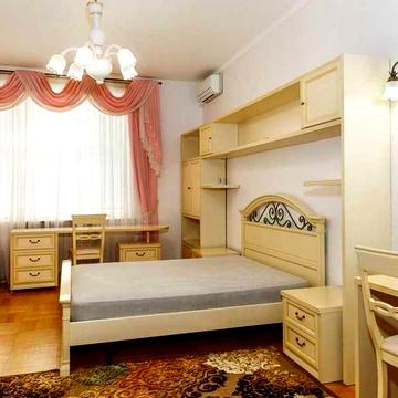 Липки, вул.Шовковична, Інститутська,16-95 кв.м.