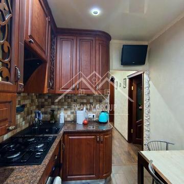 Юрія Камінського вул. (Олійникова), 8