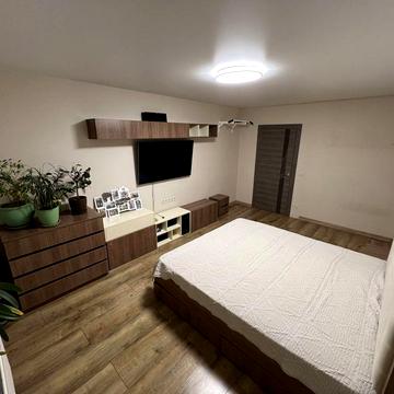 Науки просп., 60