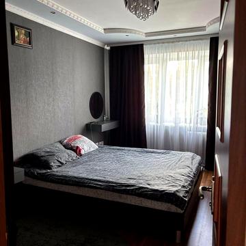 Зарічанська, 14/2