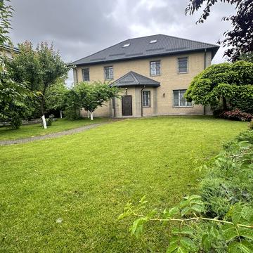 Затишна вул.