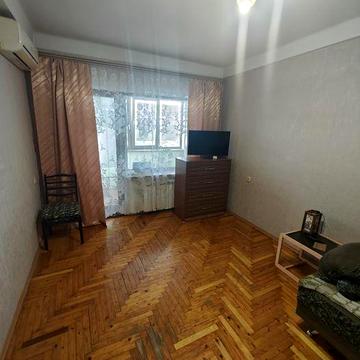 Оренда 2 кімнатної квартири вул. Чарівна