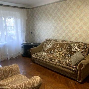 Здам 2х кімнатну квартиру !