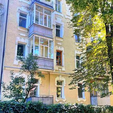 Мала Житомирська вул., 20-В