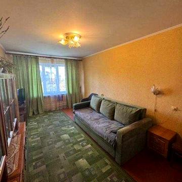 Продам 3 кімнатну квартиру на Таїрова