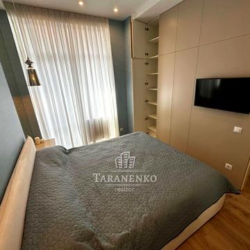 Володимира Моссаковського вул. (Клари Цеткін), 7