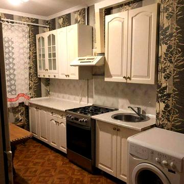 Простора 3-х кімнатна квартира у доглянутому стані