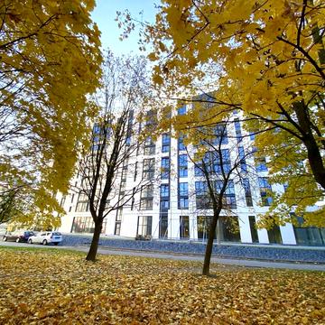 Данила Галицького вул., 25